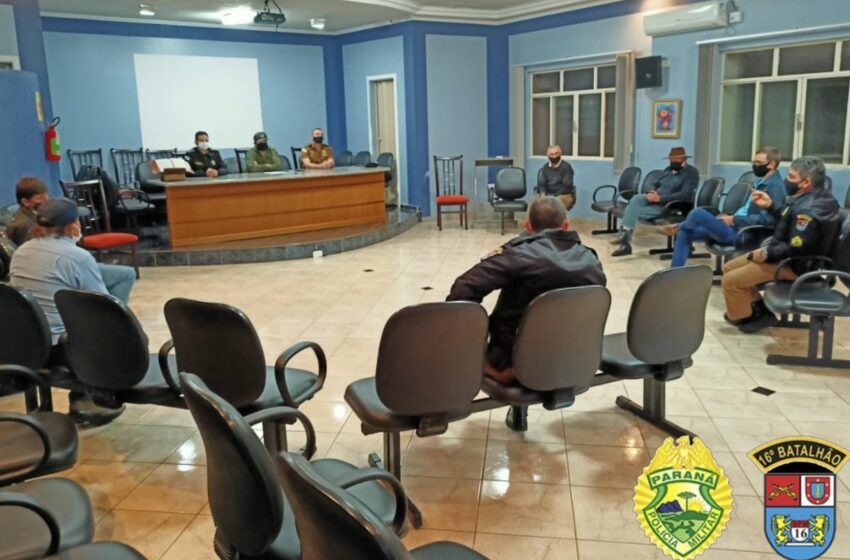  Polícia Militar se reúne com representantes do Sindicato Rural de Pitanga
